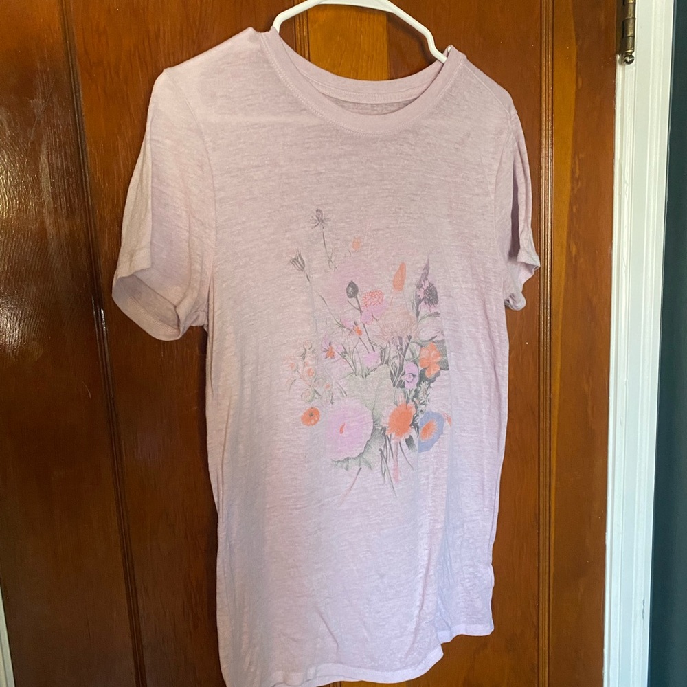 Lucky Brand Floral Graphic T-Shirt in Light purple